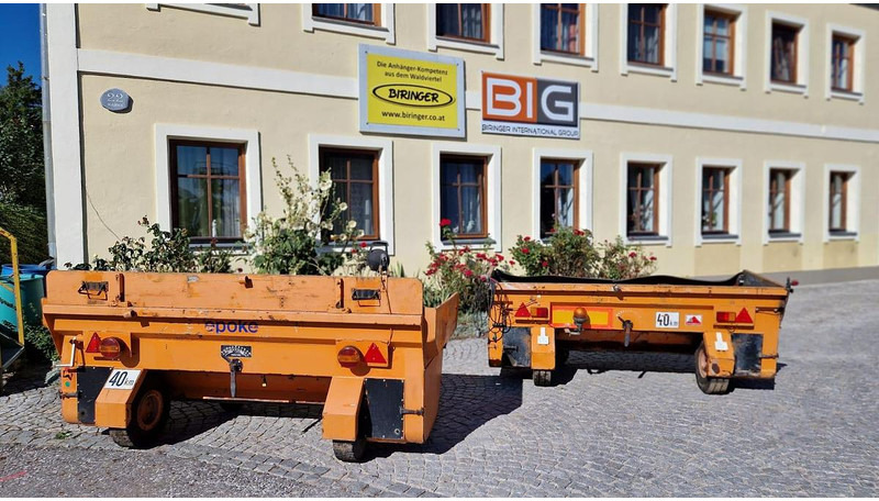 Epoke Sand- & Splitstreuer - جرار بعجلتين: صور 1 Epoke Sand- & Splitstreuer - جرار بعجلتين: صور 1