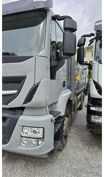Iveco Stralis 6x2 Baustoffpritsche mit Hiab 228-E5 Kran - شاحنات مسطحة: صور 3 Iveco Stralis 6x2 Baustoffpritsche mit Hiab 228-E5 Kran - شاحنات مسطحة: صور 3
