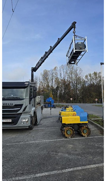 Iveco Stralis 6x2 Baustoffpritsche mit Hiab 228-E5 Kran - شاحنة كرين: صور 3 Iveco Stralis 6x2 Baustoffpritsche mit Hiab 228-E5 Kran - شاحنة كرين: صور 3