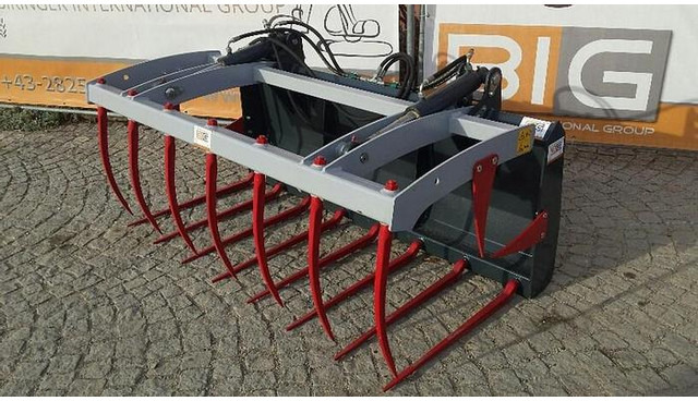Krokodilgabel / Krokodilzange 180 cm mit Terex TL80/TL100 Aufnahme - الإطار/ الشاسيه: صور 1 Krokodilgabel / Krokodilzange 180 cm mit Terex TL80/TL100 Aufnahme - الإطار/ الشاسيه: صور 1