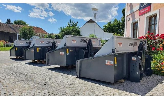 Schwerlast Transportbox / Kippmulde 180 cm mit 3 Punkt- & Euro Aufnahme - شاحنة جرار: صور 3 Schwerlast Transportbox / Kippmulde 180 cm mit 3 Punkt- & Euro Aufnahme - شاحنة جرار: صور 3