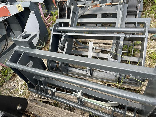 Sonarol John Deere Adapter pass. zu Euro Aufnahme - ملحقات: صور 1 Sonarol John Deere Adapter pass. zu Euro Aufnahme - ملحقات: صور 1