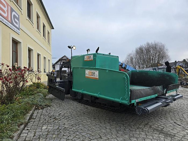 Vögele Super 800 Asphaltfertiger - آلة أسفلت: صور 4 Vögele Super 800 Asphaltfertiger - آلة أسفلت: صور 4