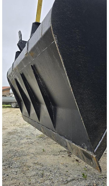 Volumenschaufel 240 cm passend zu Bobcat Teleskoplader Aufnahme - بكت: صور 2 Volumenschaufel 240 cm passend zu Bobcat Teleskoplader Aufnahme - بكت: صور 2