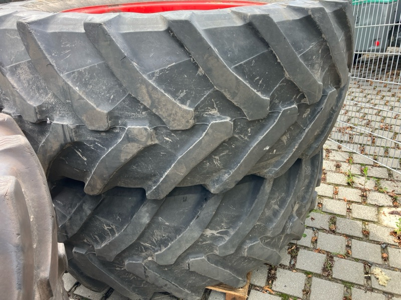 Fendt 724 Profi Plus inkl. 2. Radsatz/ EGNOS- Signal - جرار: صور 3 Fendt 724 Profi Plus inkl. 2. Radsatz/ EGNOS- Signal - جرار: صور 3