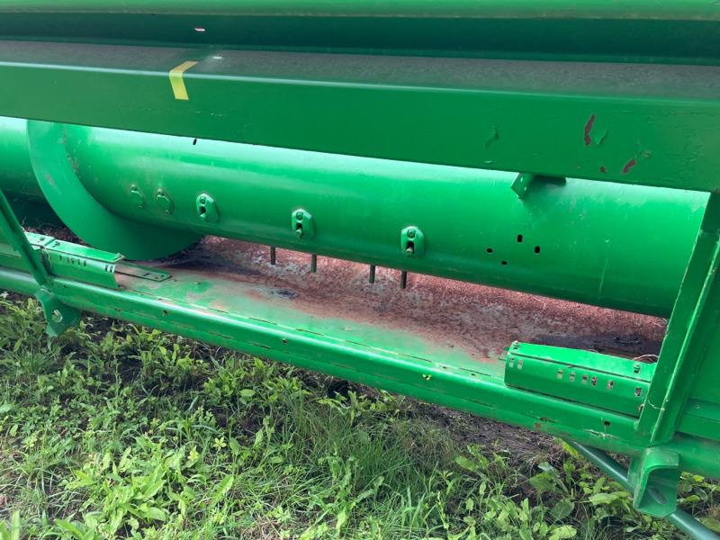 John Deere 630R mit Sonnenblumenvorsatz - حصادة شاملة: صور 4 John Deere 630R mit Sonnenblumenvorsatz - حصادة شاملة: صور 4