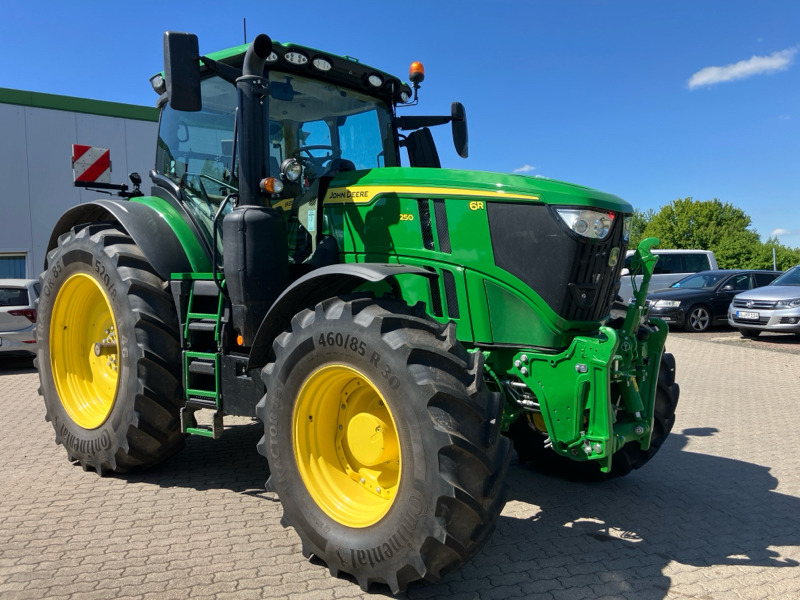 جرار John Deere 6R250 mit FKH/ CommandPro/ Garantie bis 02.2027: صور 12