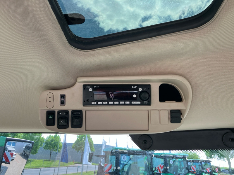 John Deere 6R250 mit FKH/ FZW/ CommandPro - جرار: صور 2 John Deere 6R250 mit FKH/ FZW/ CommandPro - جرار: صور 2