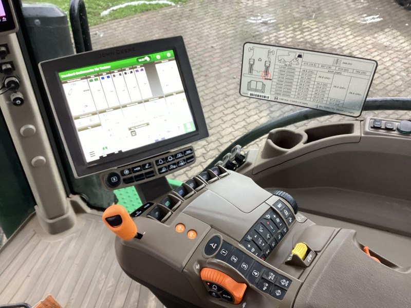 John Deere 8RX 410 inkl. PowerGard Protection Plus bis 08/26 - جرار: صور 4 John Deere 8RX 410 inkl. PowerGard Protection Plus bis 08/26 - جرار: صور 4