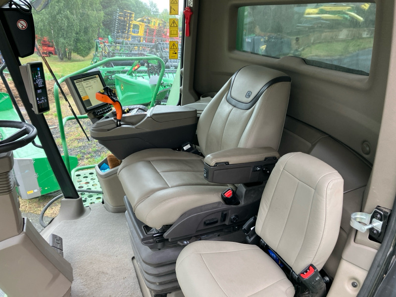 John Deere X9 1100 - حصادة شاملة: صور 5 John Deere X9 1100 - حصادة شاملة: صور 5