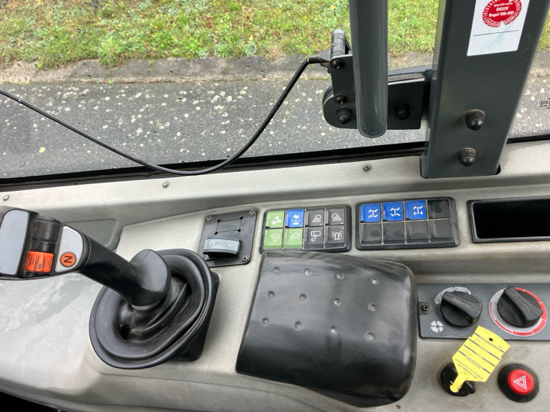 Kramer 5095 Top Zustand! inkl. Palettengabel und Schaufel - اللودر بعجل: صور 3 Kramer 5095 Top Zustand! inkl. Palettengabel und Schaufel - اللودر بعجل: صور 3