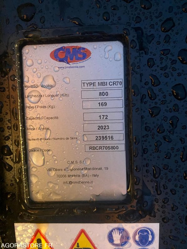 1 Godet 800mm CR70 NEUF - قطع الغيار - آلات البناء: صور 5 1 Godet 800mm CR70 NEUF - قطع الغيار - آلات البناء: صور 5