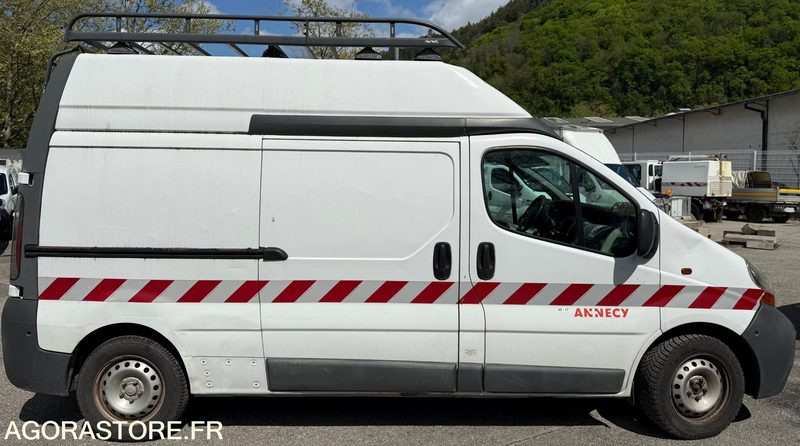 7226YJ74 - RENAULT TRAFIC - فان: صور 5 7226YJ74 - RENAULT TRAFIC - فان: صور 5
