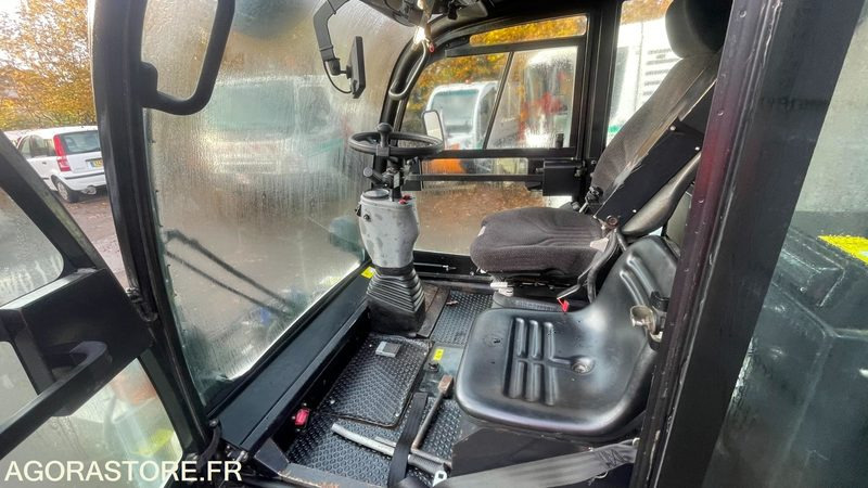 BALAYEUSE MATHIEU AZURA DE 2013 - سياره كنس شوارع: صور 4 BALAYEUSE MATHIEU AZURA DE 2013 - سياره كنس شوارع: صور 4