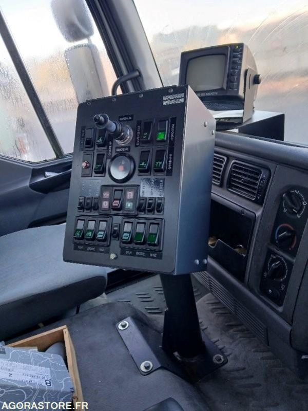 BALAYEUSE RENAULT MIDLUM 220 DCI - سياره كنس شوارع: صور 2 BALAYEUSE RENAULT MIDLUM 220 DCI - سياره كنس شوارع: صور 2