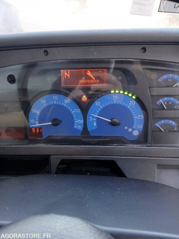 BALAYEUSE RENAULT MIDLUM 220 DCI - سياره كنس شوارع: صور 4 BALAYEUSE RENAULT MIDLUM 220 DCI - سياره كنس شوارع: صور 4