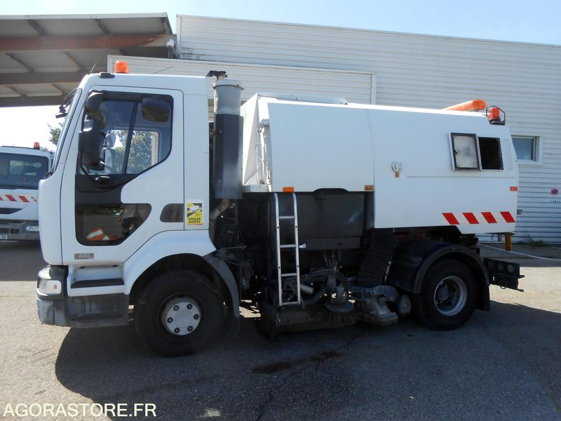 BALAYEUSE RENAULT PL - سياره كنس شوارع: صور 5 BALAYEUSE RENAULT PL - سياره كنس شوارع: صور 5