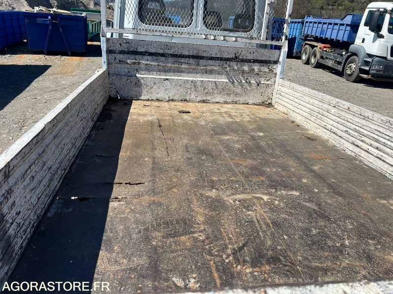 BENNE RENAULT B80 - 1995 - 125 800 KM - قلاب صغير: صور 3 BENNE RENAULT B80 - 1995 - 125 800 KM - قلاب صغير: صور 3