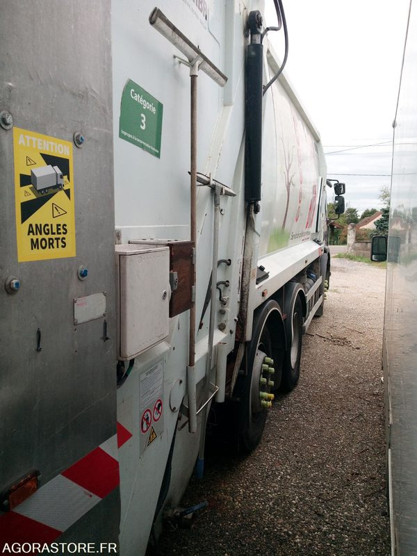 Bom Renault 320DXI - شاحنة القمامة: صور 4 Bom Renault 320DXI - شاحنة القمامة: صور 4