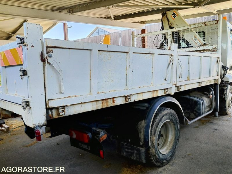 CAMION GRUE 250 RENAULT - جرافة ثلج: صور 3 CAMION GRUE 250 RENAULT - جرافة ثلج: صور 3
