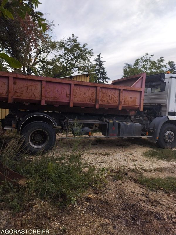 CAMION MERCEDES AMPLIROLL - 2002 - 766 000km - شاحنة: صور 2 CAMION MERCEDES AMPLIROLL - 2002 - 766 000km - شاحنة: صور 2