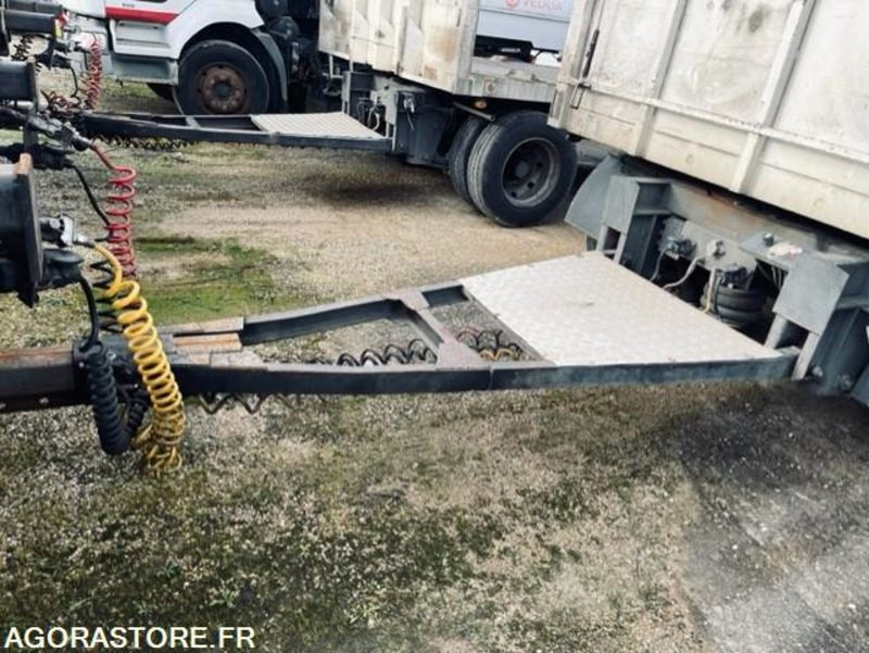 CAMION PLATEAU G440 6X2 - شاحنات مسطحة: صور 4 CAMION PLATEAU G440 6X2 - شاحنات مسطحة: صور 4