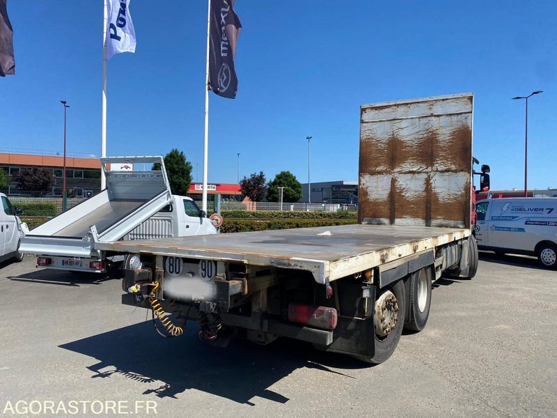 CAMION PLATEAU G440 6X2 - شاحنات مسطحة: صور 2 CAMION PLATEAU G440 6X2 - شاحنات مسطحة: صور 2