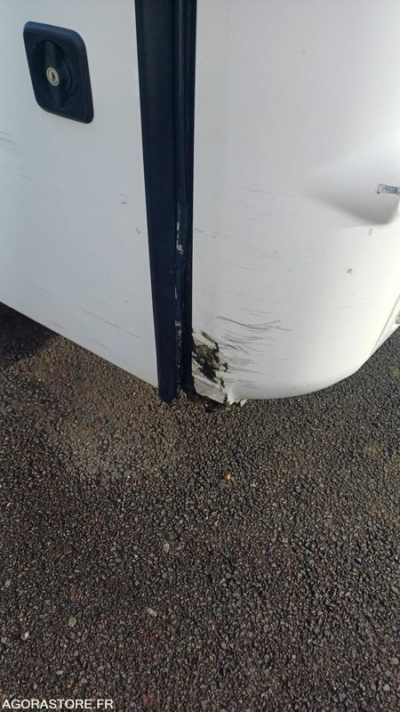 CAR MAN - FAST SCOLER 3 -N°7593 MEC 2007 / 354325 KM - FJ-897-LX - حافلة مدرسية: صور 4 CAR MAN - FAST SCOLER 3 -N°7593 MEC 2007 / 354325 KM - FJ-897-LX - حافلة مدرسية: صور 4