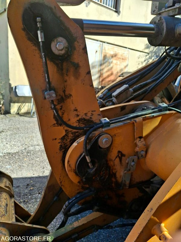 CHARGEUSE CASE 521 F N° DE SERIE NDHE12059 - لودر: صور 5 CHARGEUSE CASE 521 F N° DE SERIE NDHE12059 - لودر: صور 5