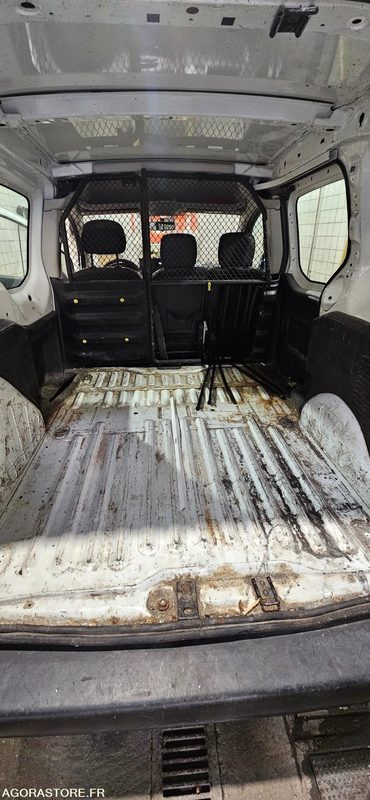 CITROEN BERLINGO ED119VR - فان المدمجة: صور 4 CITROEN BERLINGO ED119VR - فان المدمجة: صور 4