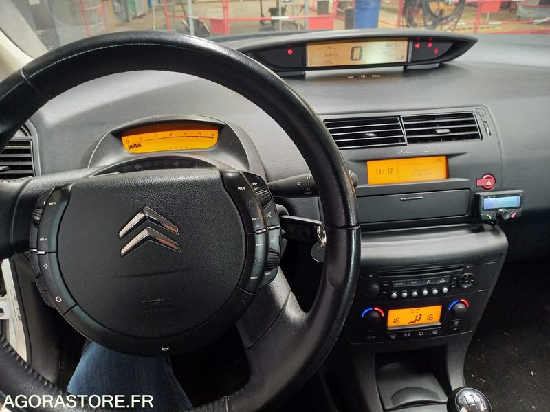 CITROEN C4 PACK AMBIANCE HDI92 - 2007 - سيارة: صور 4 CITROEN C4 PACK AMBIANCE HDI92 - 2007 - سيارة: صور 4