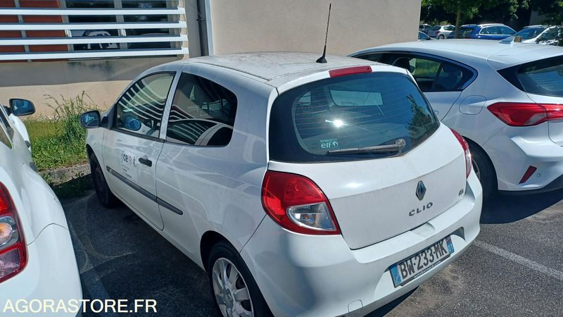 CLIO SOCIETE AIR DIESEL BW-233-MK - 2011 - 170 000KM / CHAZEY SUR AIN - سيارة: صور 4 CLIO SOCIETE AIR DIESEL BW-233-MK - 2011 - 170 000KM / CHAZEY SUR AIN - سيارة: صور 4