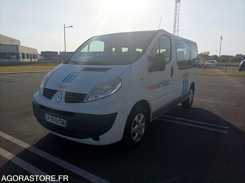 CP-910-CW - Roulant - RENAULT TRAFIC - VP - 9 Places - 308 000 Kms - صغيرة, ميكروباص: صور 1 CP-910-CW - Roulant - RENAULT TRAFIC - VP - 9 Places - 308 000 Kms - صغيرة, ميكروباص: صور 1