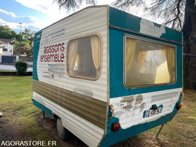 Caravane Sterckeman PR 330 - 1979 - مقطورة: صور 1 Caravane Sterckeman PR 330 - 1979 - مقطورة: صور 1