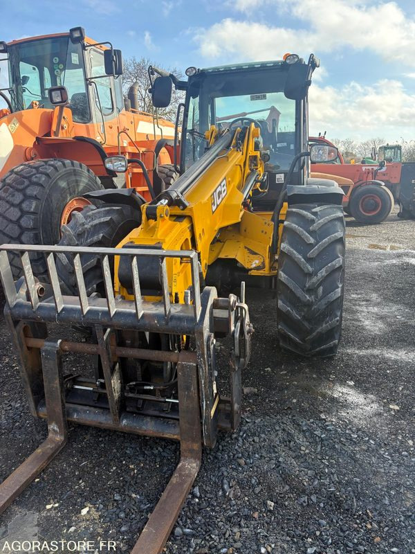 Chargeuse JCB TM 310 - 2011 - 6907 heures - BON ETAT entretien 6900h - جرار: صور 1 Chargeuse JCB TM 310 - 2011 - 6907 heures - BON ETAT entretien 6900h - جرار: صور 1