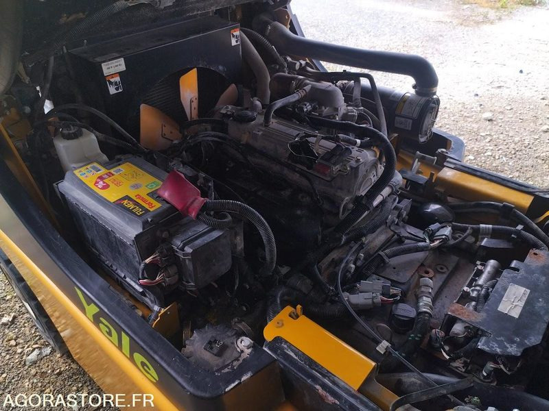 Chariot Élévateur YALE GLP25VX (2007) - Pour Pièces ou Réparation - رافعة شوكية تعمل بالغاز: صور 5 Chariot Élévateur YALE GLP25VX (2007) - Pour Pièces ou Réparation - رافعة شوكية تعمل بالغاز: صور 5