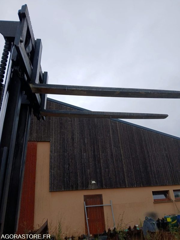 Chariot élévateur Fenwick Linde H35T 3.5T - رافعة شوكية تعمل بالغاز: صور 3 Chariot élévateur Fenwick Linde H35T 3.5T - رافعة شوكية تعمل بالغاز: صور 3