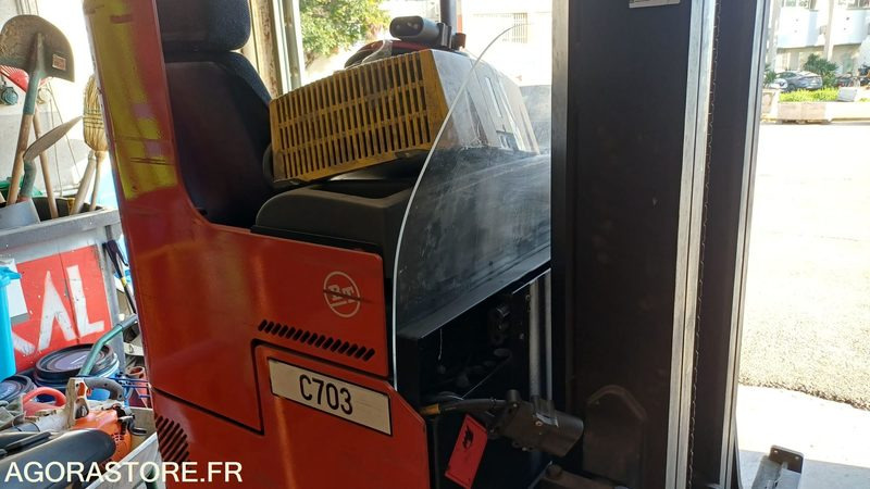 Chariot retractable (Cat.5 R489) Toyota RRE2 5600H (C703) - رافعة شوكية: صور 3 Chariot retractable (Cat.5 R489) Toyota RRE2 5600H (C703) - رافعة شوكية: صور 3