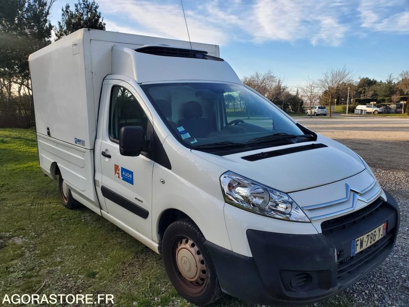 Citroën Jumpy Frigo 32 123 kms - الشاحنات الصغيرة المبردة: صور 5 Citroën Jumpy Frigo 32 123 kms - الشاحنات الصغيرة المبردة: صور 5