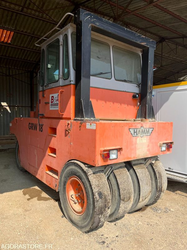 Compacteur à pneu type P3 HAMM - مدحلة: صور 1 Compacteur à pneu type P3 HAMM - مدحلة: صور 1