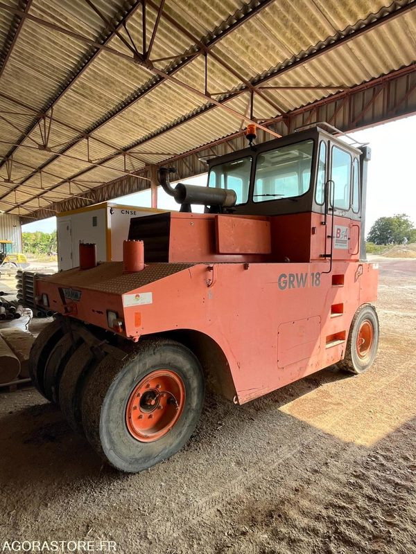 Compacteur à pneu type P3 HAMM - مدحلة: صور 2 Compacteur à pneu type P3 HAMM - مدحلة: صور 2