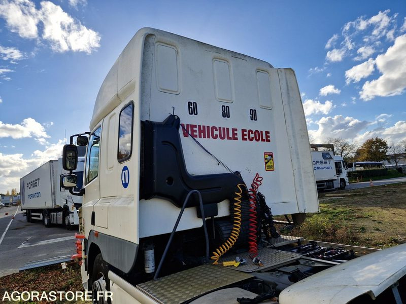 DAF CF 85.360 - 2013 - شاحنة جرار: صور 5 DAF CF 85.360 - 2013 - شاحنة جرار: صور 5