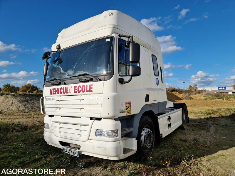 DAF CF 85.360 - 2013 - شاحنة جرار: صور 1 DAF CF 85.360 - 2013 - شاحنة جرار: صور 1
