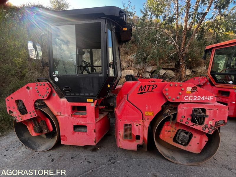 Dynapa - CC224 DYNAPAC - 284S00095 - 6304h (D8301944) - مدحلة الأسفلت: صور 2 Dynapa - CC224 DYNAPAC - 284S00095 - 6304h (D8301944) - مدحلة الأسفلت: صور 2