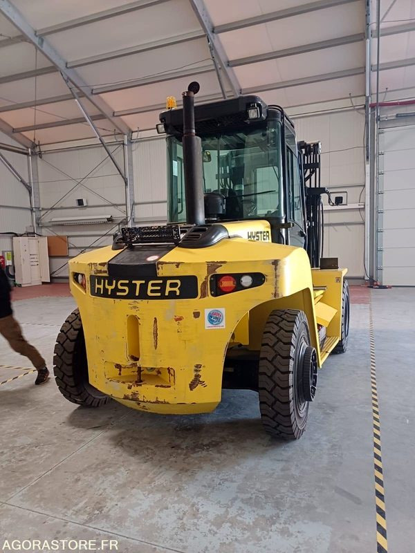 ELEVATEUR GAZ HYSTER 9.00 2011 16000 HEURES - رافعة شوكية تعمل بالغاز: صور 3 ELEVATEUR GAZ HYSTER 9.00 2011 16000 HEURES - رافعة شوكية تعمل بالغاز: صور 3