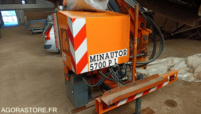 Epareuse Rousseau M65C K01 F35 - جزازة رافعة: صور 2 Epareuse Rousseau M65C K01 F35 - جزازة رافعة: صور 2