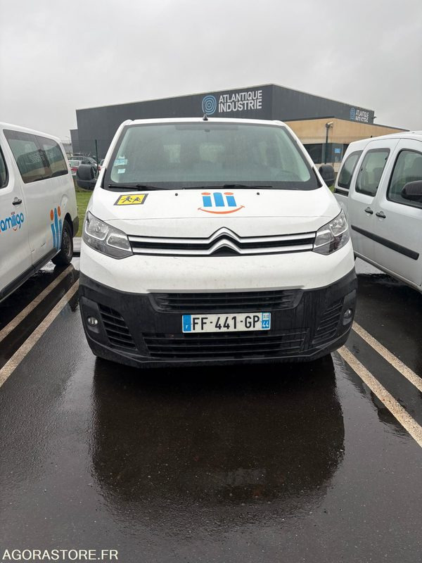 FF-441-GP - Roulant - CITROEN JUMPY SPACE TOURER - VP - 191 151 Kms - صغيرة, ميكروباص: صور 3 FF-441-GP - Roulant - CITROEN JUMPY SPACE TOURER - VP - 191 151 Kms - صغيرة, ميكروباص: صور 3