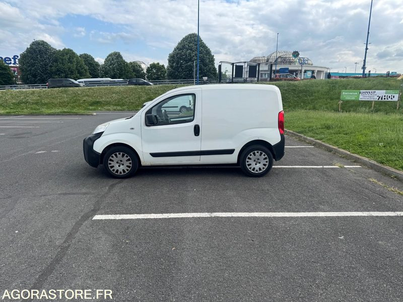 FIAT FIORINO 140 000 KM ANNÉE 2015 - فان المدمجة: صور 3 FIAT FIORINO 140 000 KM ANNÉE 2015 - فان المدمجة: صور 3