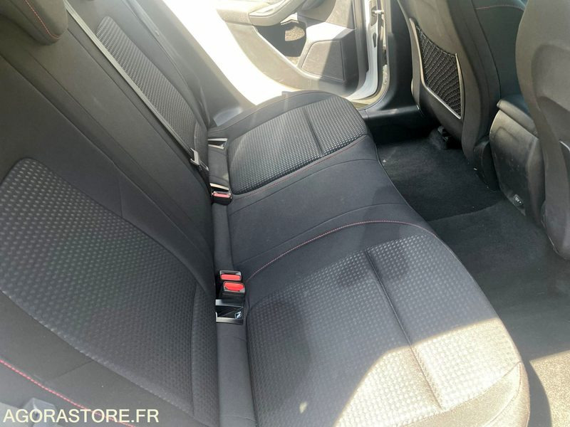 FORD FOCUS finition ST Line 122800 Kms 2021 - سيارة ستيشن: صور 3 FORD FOCUS finition ST Line 122800 Kms 2021 - سيارة ستيشن: صور 3