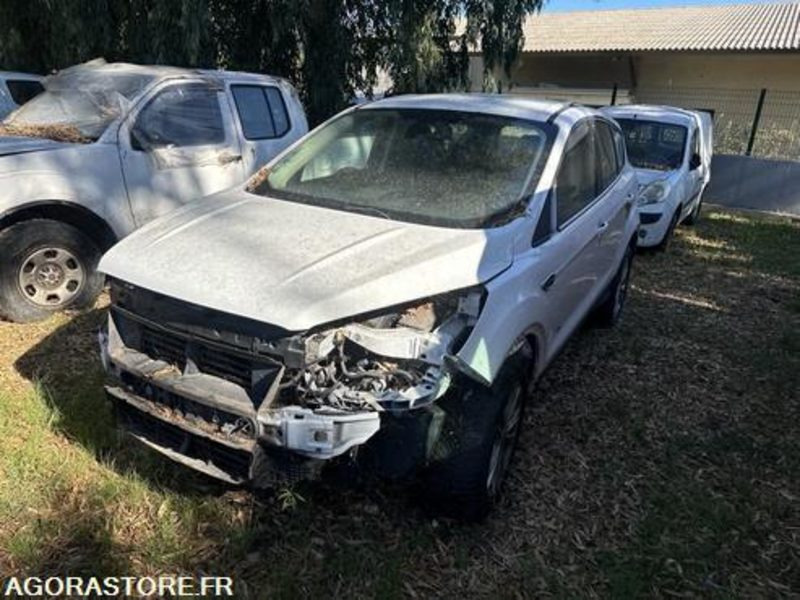 FORD KUGA - 2017 - 141603KM - ES827GG - سيارة دفع رباعي: صور 2 FORD KUGA - 2017 - 141603KM - ES827GG - سيارة دفع رباعي: صور 2